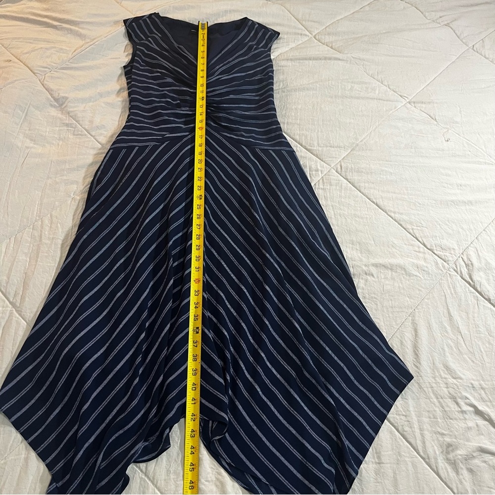 Maggy London Women’s Blue White Striped Midi Dress V-Neckline Size 8 - Picture 5 of 14